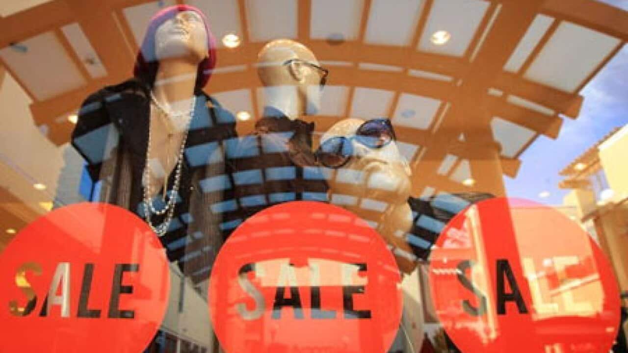 us_shopping_2201_L_getty_1827266800