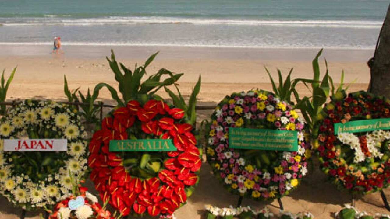 bali_bombing_wreaths_091012_B_aap_1997344622