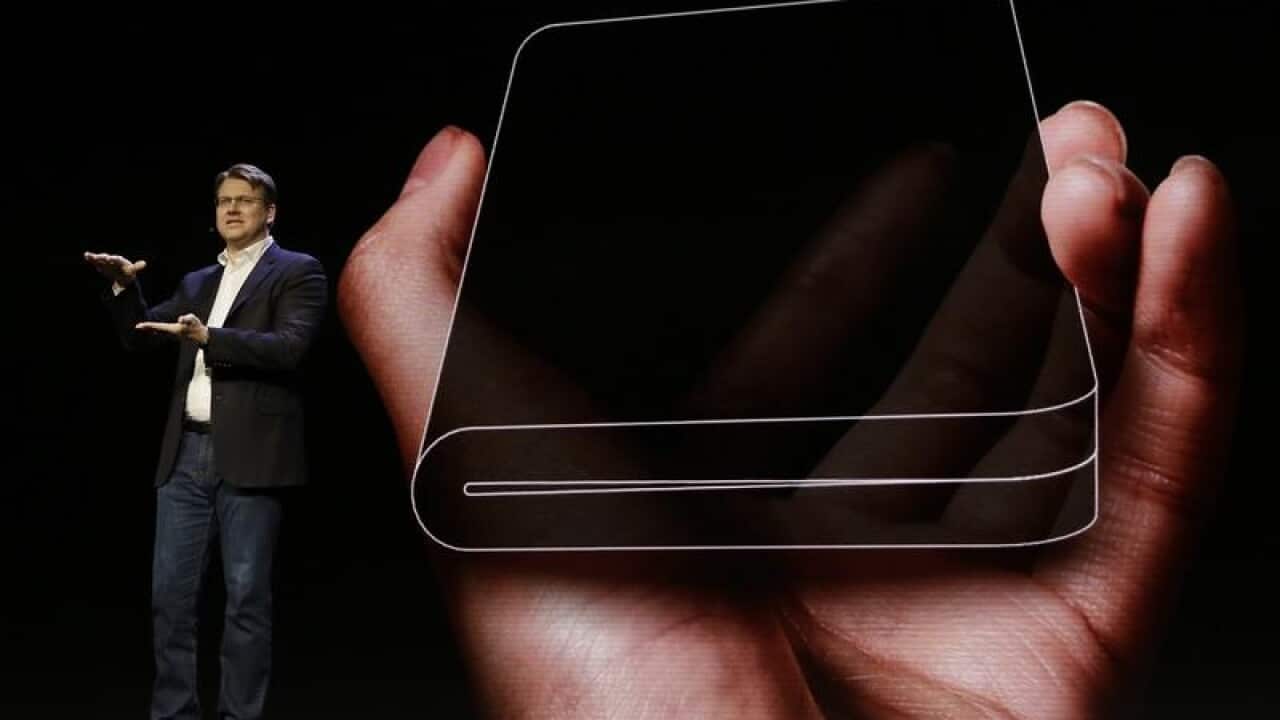Smartphones Foldable Screens