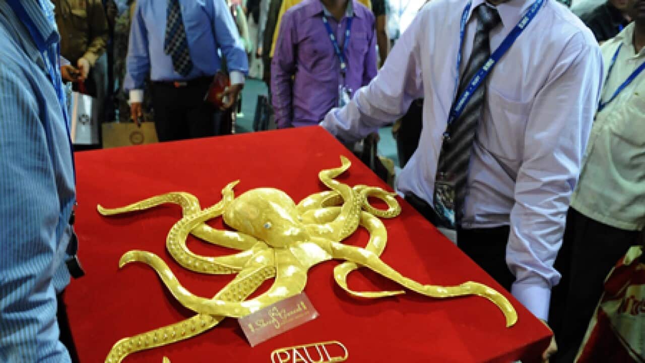 paul_octopus_gold_110118_B_getty_1620681894