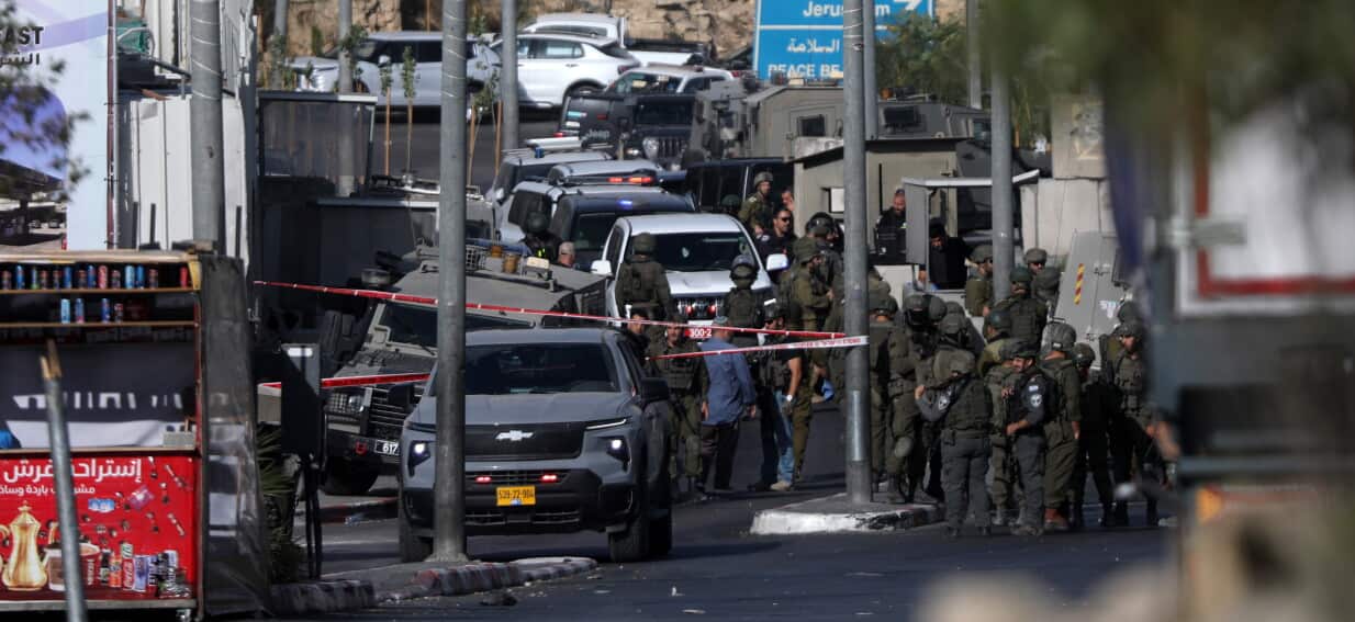 Netanyahu orders West Bank closure preparations after two soldiers killed