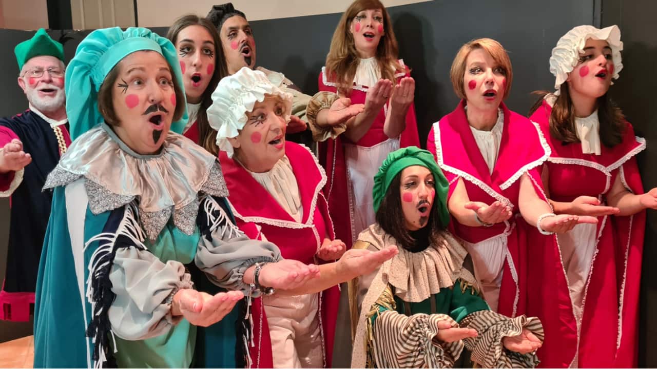 The cast of Pipino Il Breve