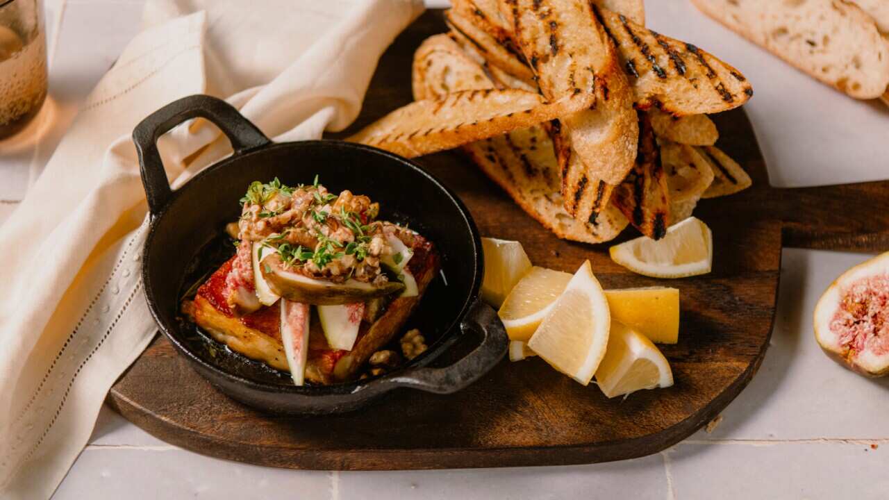 Haloumi saganaki, figs, walnuts, honey & thyme