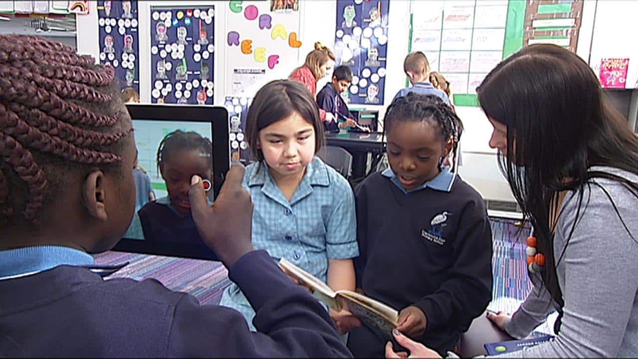 Cranbourne East Primary School using team teaching model (SBS)