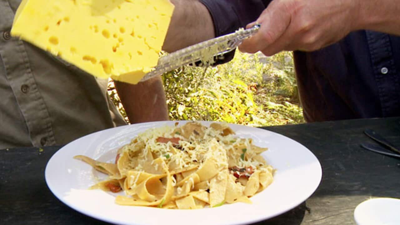 R2_SHOP----Semolina-pasta-with-spec-and-saffron-C2-copy_1824082002