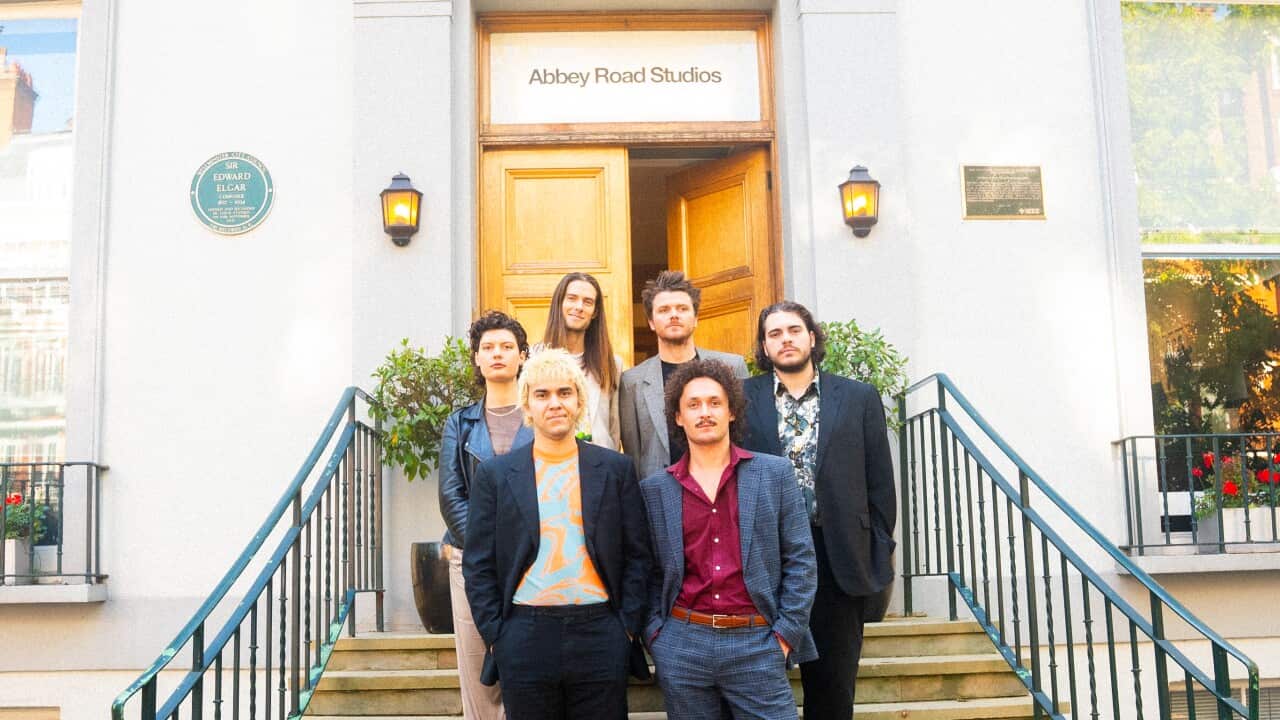 Press shot_Selve - S1 Breaking Into Heaven album announce - by Joshua Tate.jpg