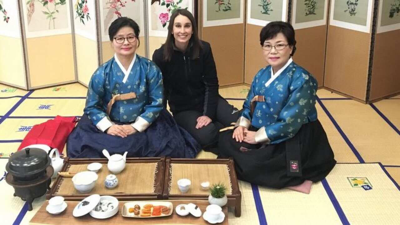 SBS's Kirsty Johansen at a traditional Korean tea ceremony in Gangneung