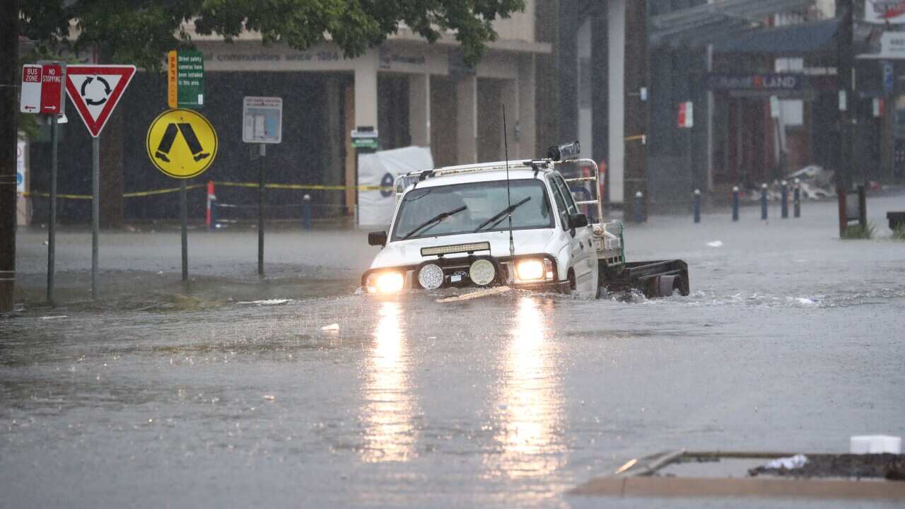 FLOODS NSW
