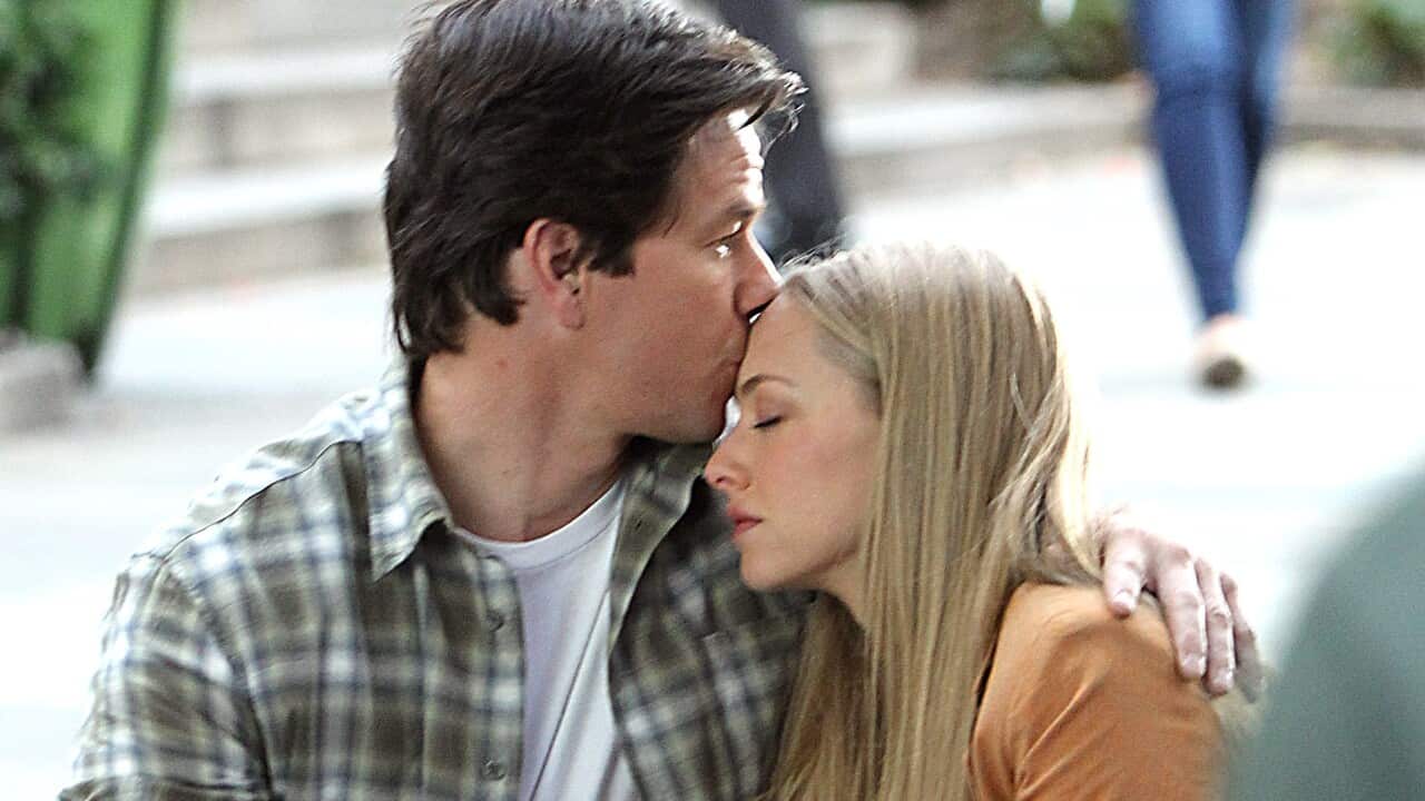 Mark Wahlberg Amanda Seyfried Ted 2