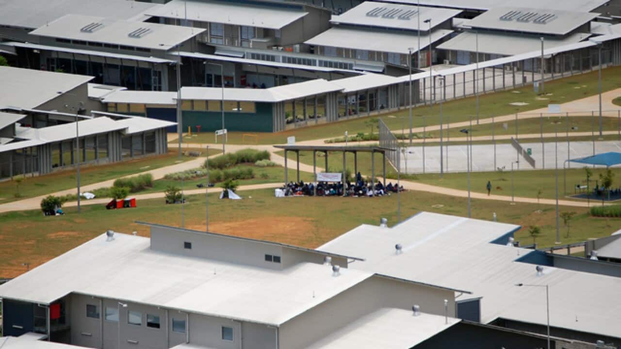 christmas_island-detention_protest_L_110315_aap_554587835