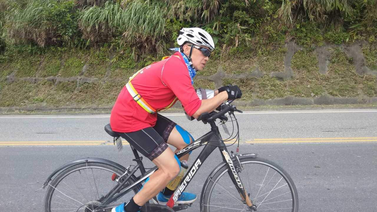 Tony Lam in action during the round-the-Taiwan-island trip.