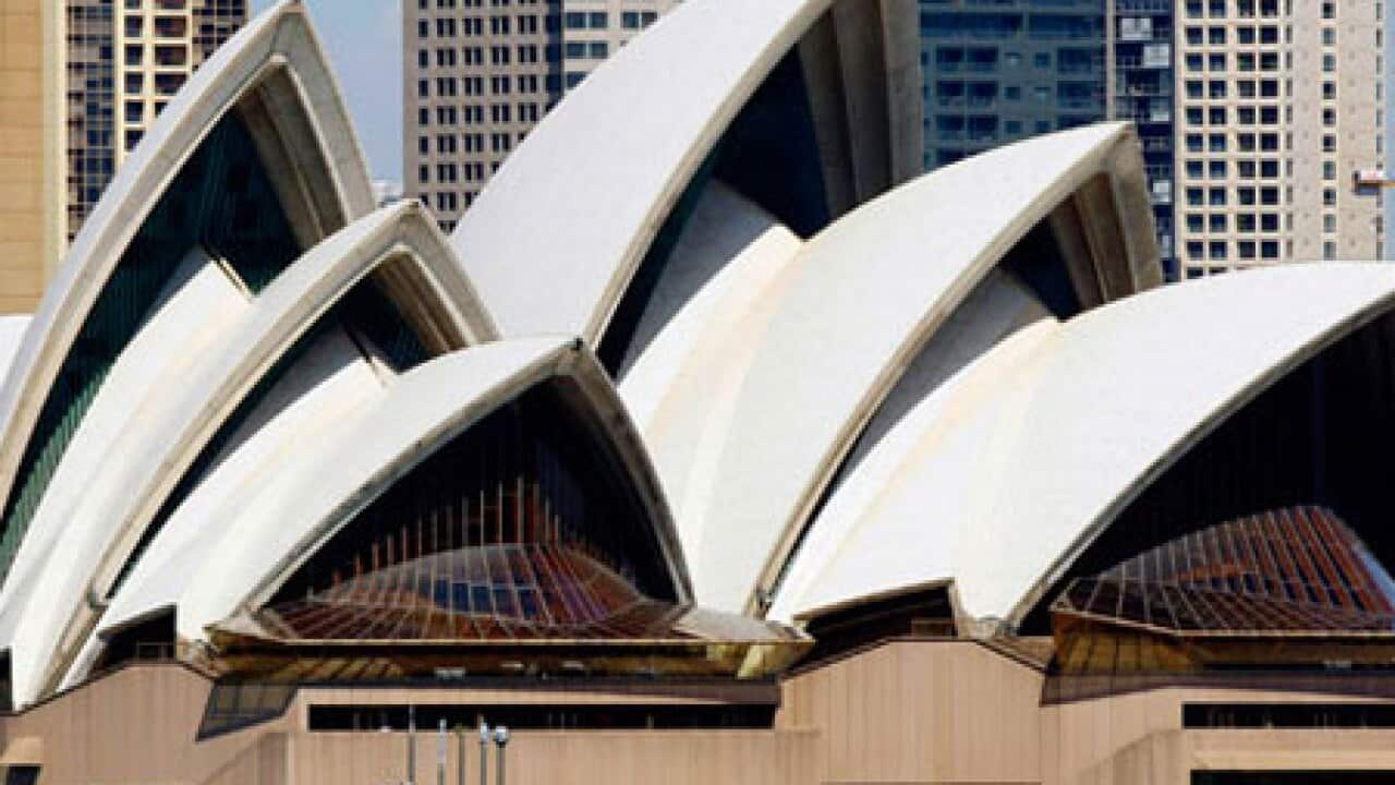 opera_house_2010_L_aap_34137964