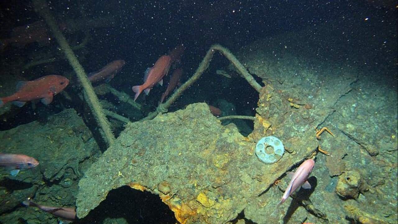 Modern contamination on the casing of HMAS AE1