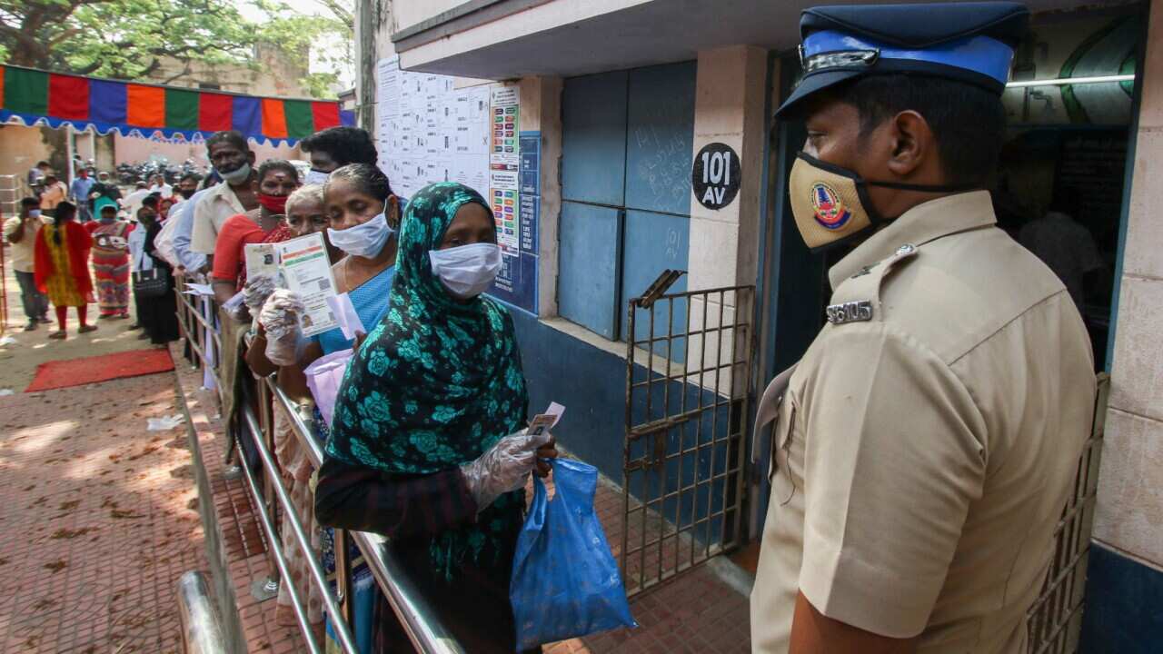 AAP Image/AP Photo/R.Parthibhan