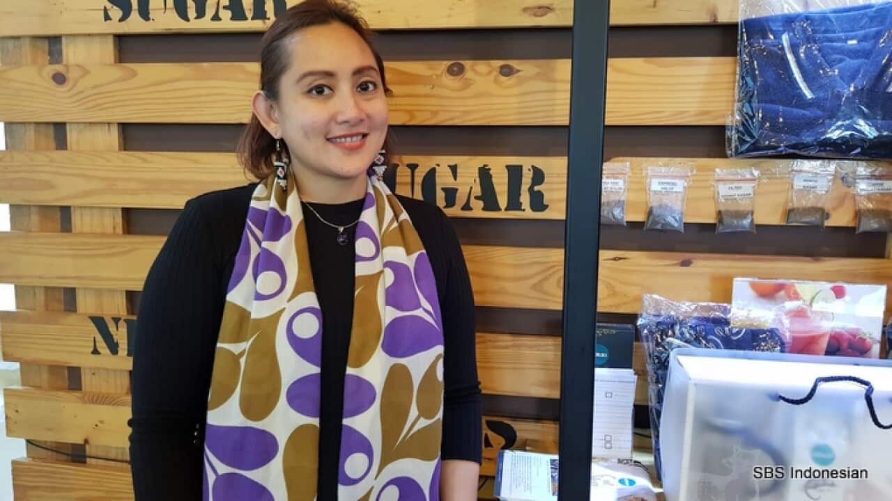 RR R. Ikawahyu Indrawati at Excelso Coffee shop Bintaro Exchange - Dec 15, 2017