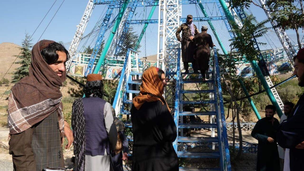 طالبانو تفریحي پارکونو او ورزش کلپونو ته د میرمنو په تګ بندیز ولګوه.