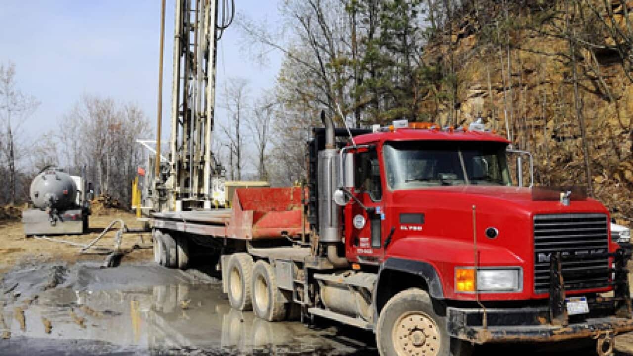 us_mine_blast_rescue_100408_L_aap_2144253535
