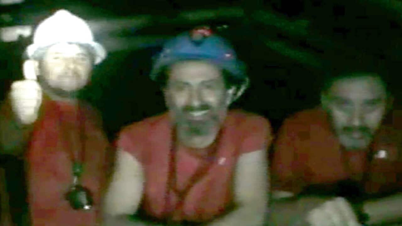 chile_miners_happy_100902_b_aap_180720366
