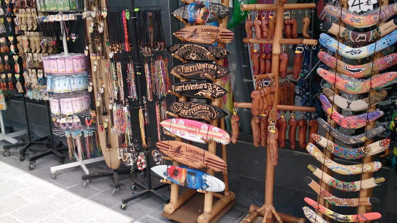 Canary Islands displaying boomerangs