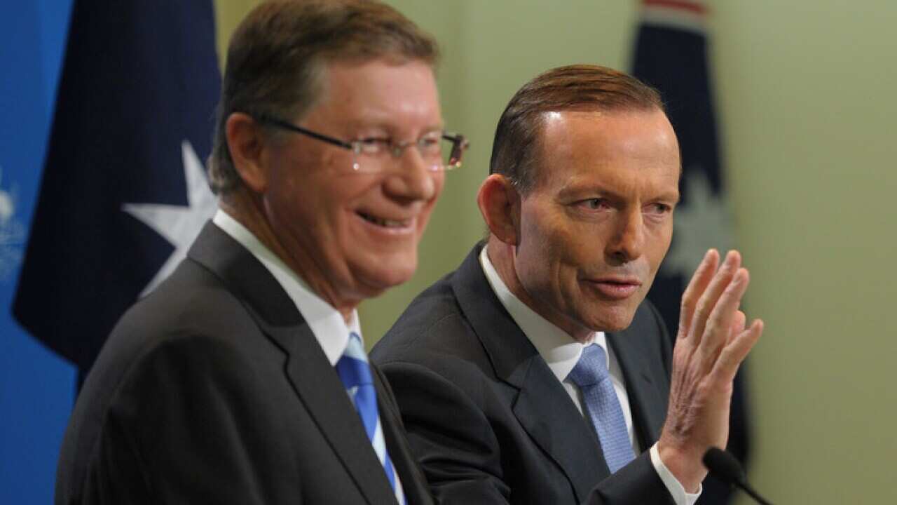 denis_napthine_and_tony_abbott_aap.jpg