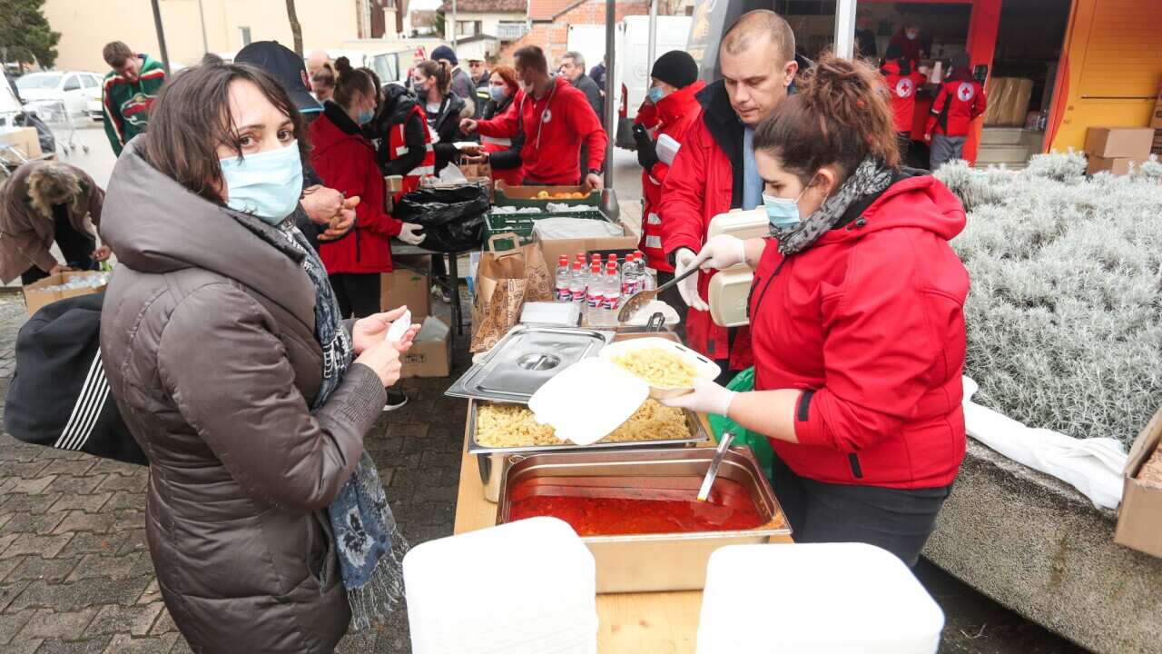 Petrinja Quake food distribution hrana