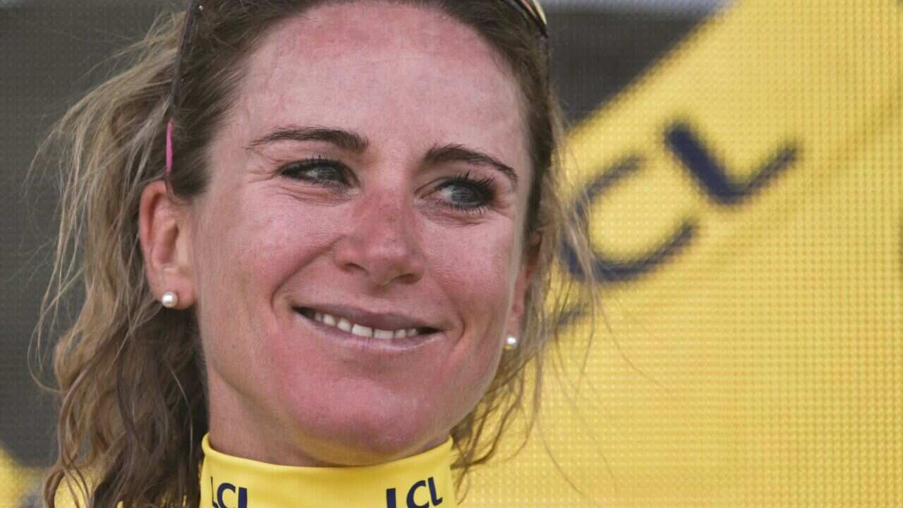 Annemiek van Vleuten takes yellow on Stage 7 of the Tour de France Femmes