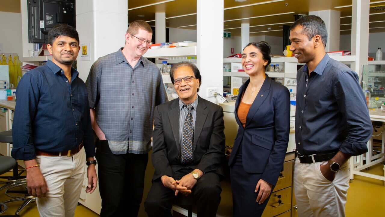 The Molecular Engineering Group at RMIT: Ganga Reddy Velma, Dr Steven Priver, Distinguished Professor Suresh Bhargava, Dr Neda Mirzadeh, Dr Srinivasareddy Teluk