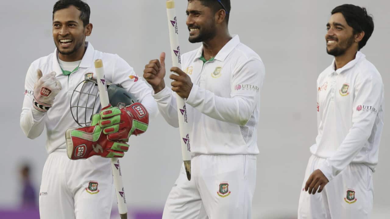 Bangladesh's captain Mushfiqur Rahim (L)