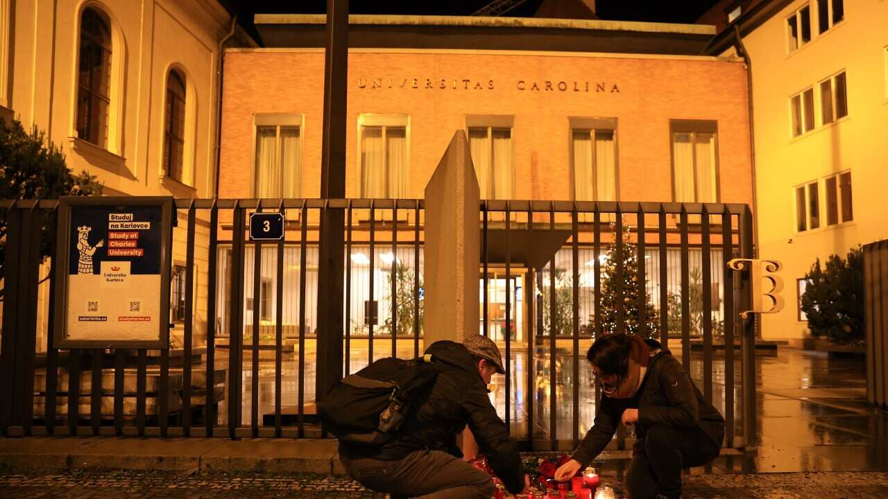 SHOOTING PRAGUE UNIVERSITY