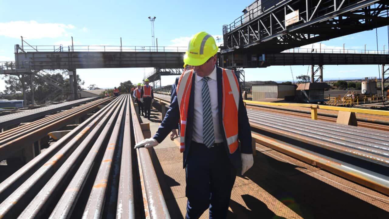 Barnaby Joyce tours the Arrium steelwork facilities