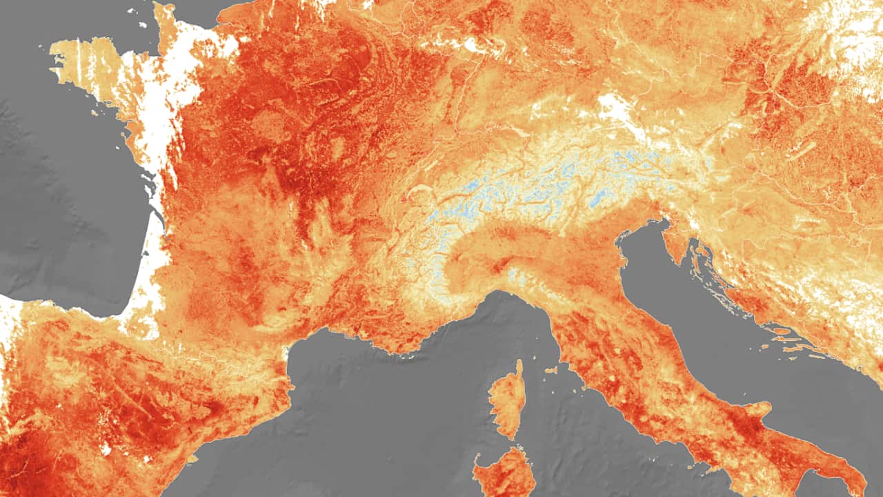 image of Italy temperatures by ESA