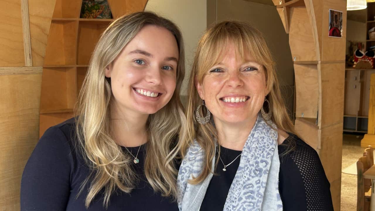 Lucie&Katarinaa_FROEBELpng.png