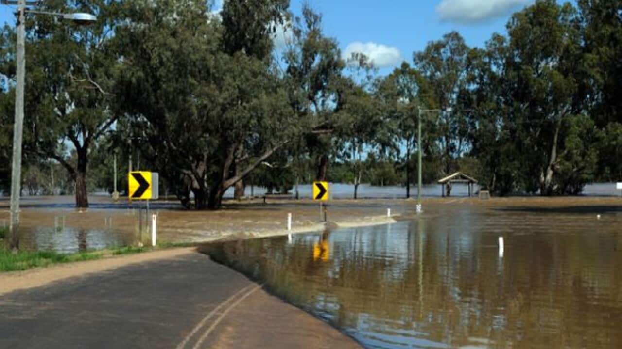 floods_qld_st_george_L_120206_aap_1693113785