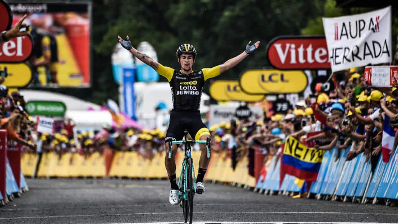 Roglic adesso è terzo in classifica generale, a 19 secondi da Dumoulin.
