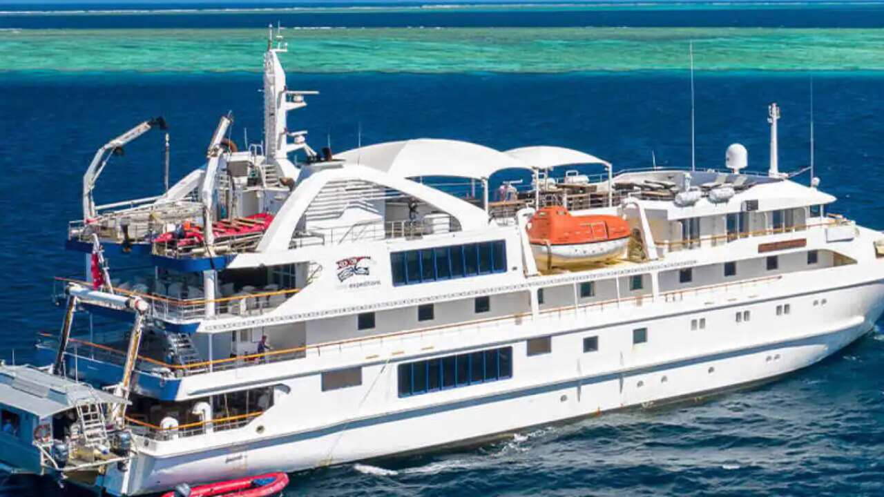 There's been a COVID-19 outbreak in Broome, on the Coral Discoverer, which carries 72 passengers.