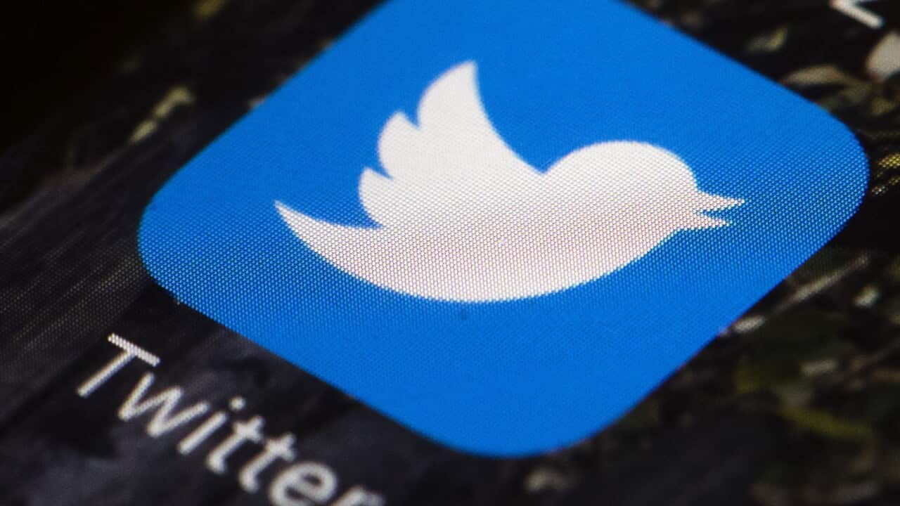 Twitter displayed on a mobile phone (AAP).jpg