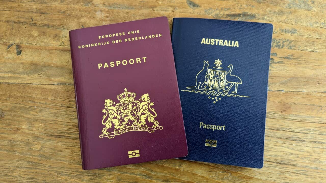 Dutch and Australian passport - Nederlandse en Asutralische paspoort