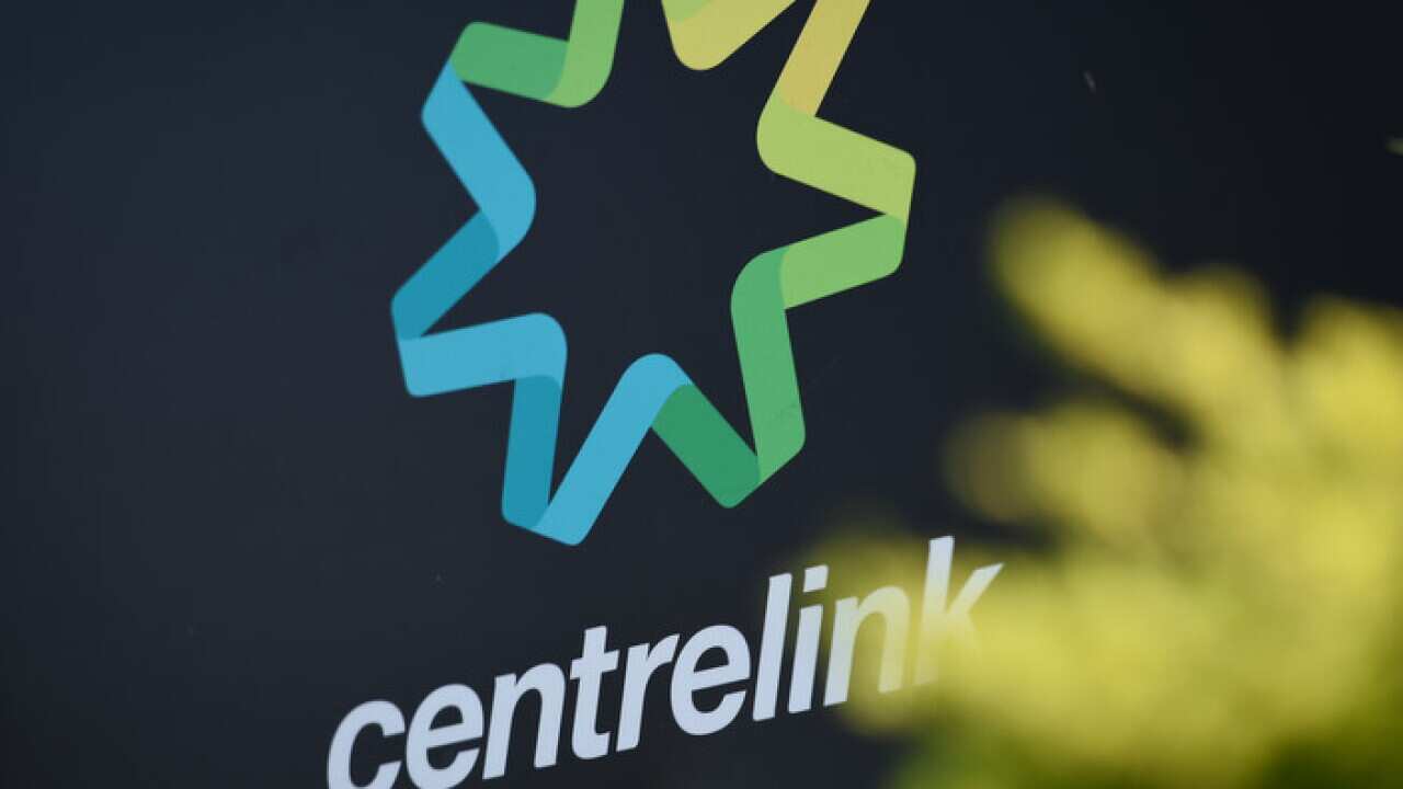 Centrelink signs in Melbourne, Saturday, June, 25, 2016. (AAP Image/Tracey Nearmy) NO ARCHIVING