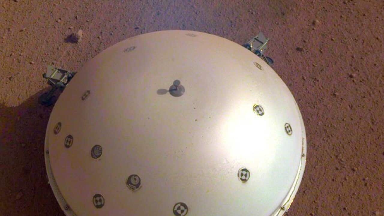Thermal shield covering Mars InSight seismometer