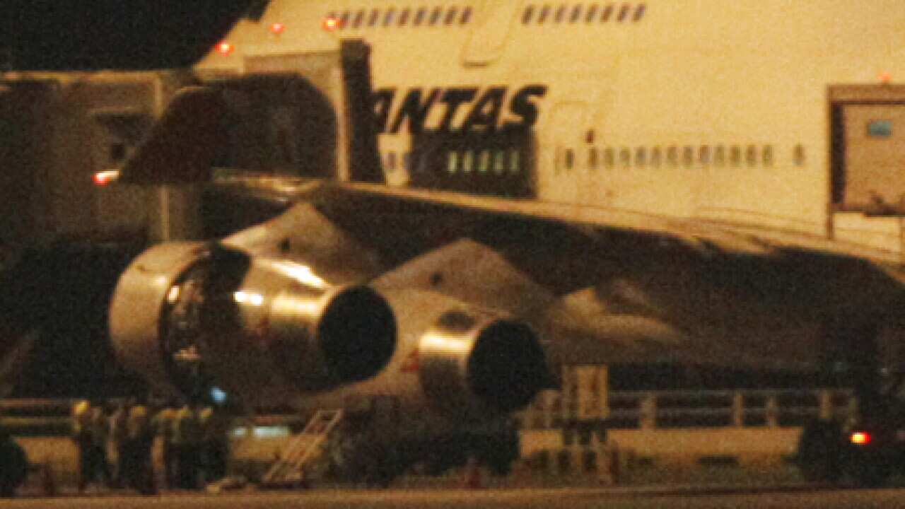 qantas_Singapore_747_boeing_101106_L_1605779299