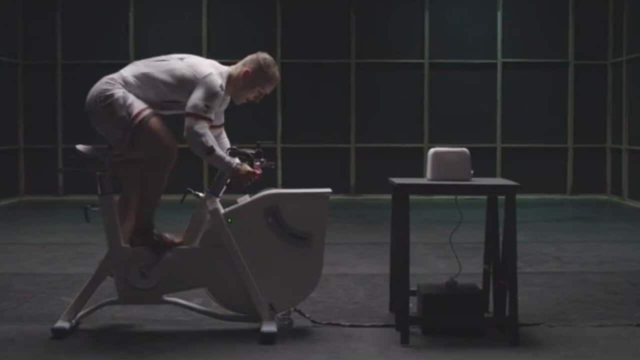 Robert Fostermann attempts to power a toaster