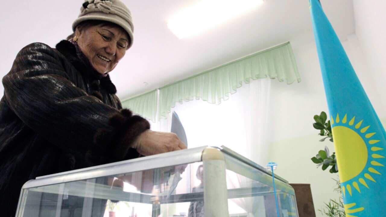 kazakh_elex_110404_B_AAP_1594317503