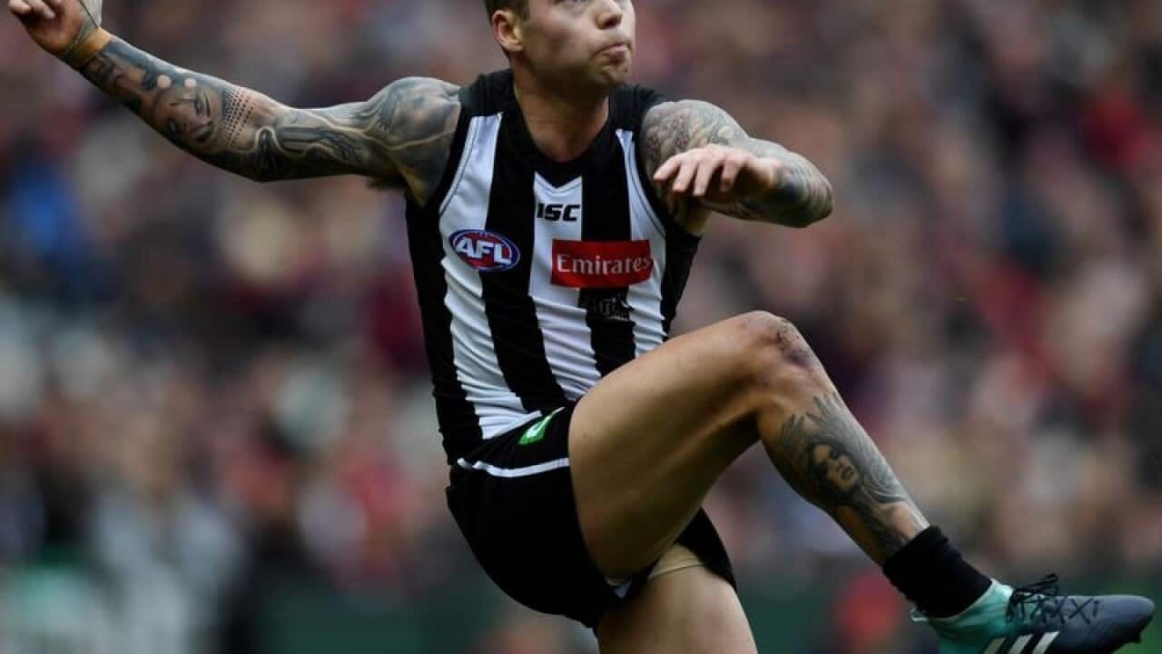 Jamie Elliott of the Magpies