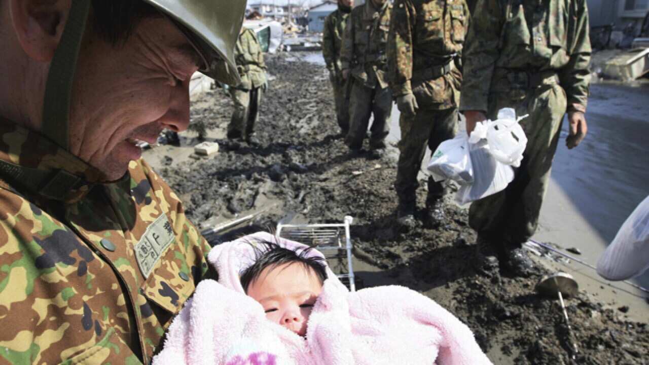 japan_earthquake_BABY_150311_B_AAP_1979289852