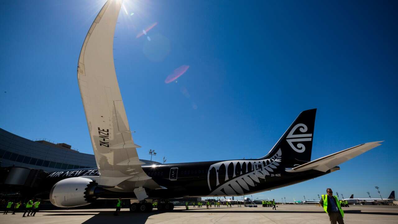 Air NZ staff warned over behaviour on flight with all blacks