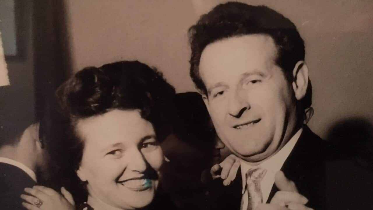 Aris Imbardelli's parents