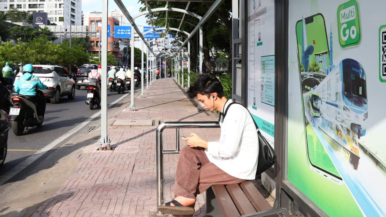 busstopsaigon_tuoitreonline.jpeg