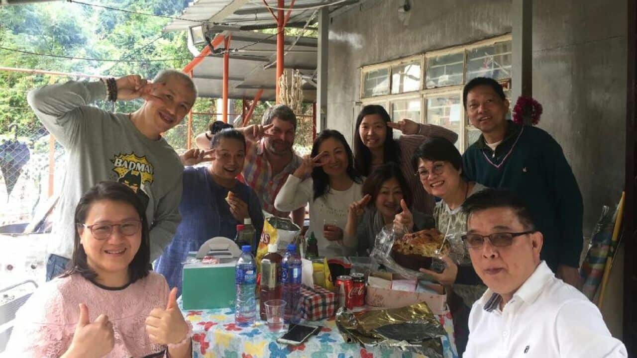 Tim learnt Cantonese in Hong Kong.