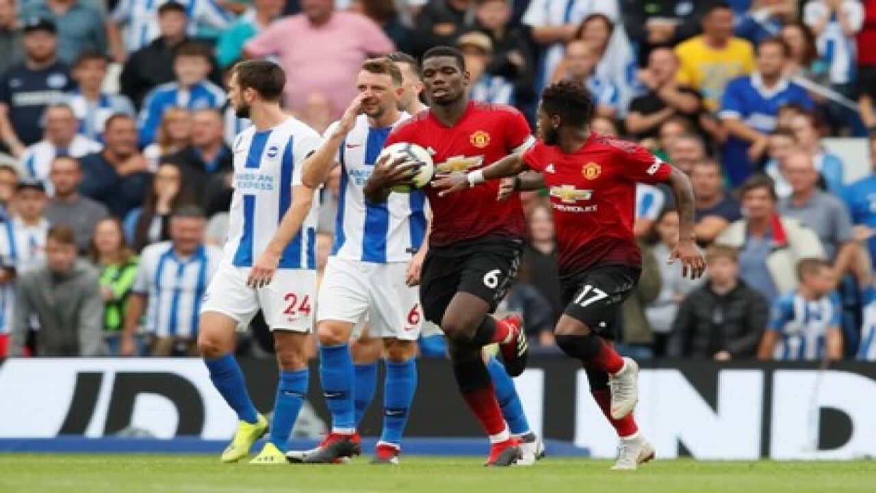 Manchester gap widens as City score six and United lose