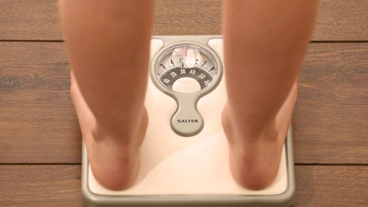 Increasing numbers of Australians are obese, a new report from the OECD says.